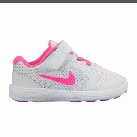 baby girl nike shoes size 4c